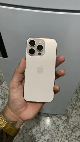 iPhone 16 pro estado de novo