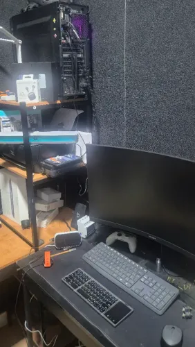 PC Gamer Ryzen 5 5600GT + RAM DDR4 3600MHz + SSD NVME 500Gb + Monitor Samsung Odyssey 27"