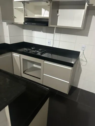 Apto Condomínio campo de servilha 