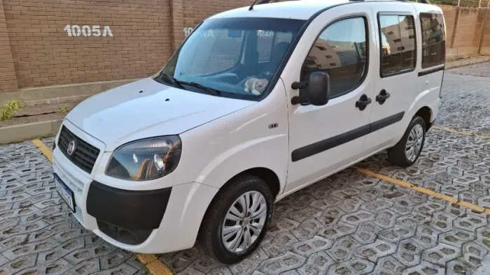 Fiat Doblo Essence 1.8 Flex 16V 5P 2019