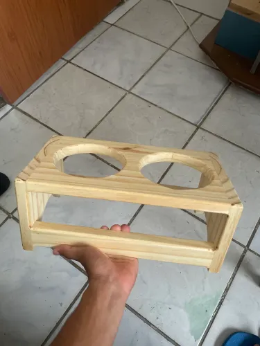 Suporte para vasilha do cachorro