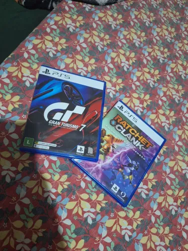  Gran Turismo 7 e Ratchet e Clank PS5