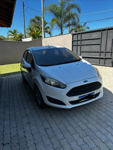 Ford Fiesta 1.5 16V Flex Mec. 5P 2015