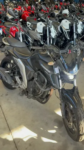 YAMAHA FZ25 2023