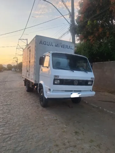 Caminhão Volts 7.110s