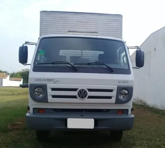 Vw delivery 8150 bau 2011
