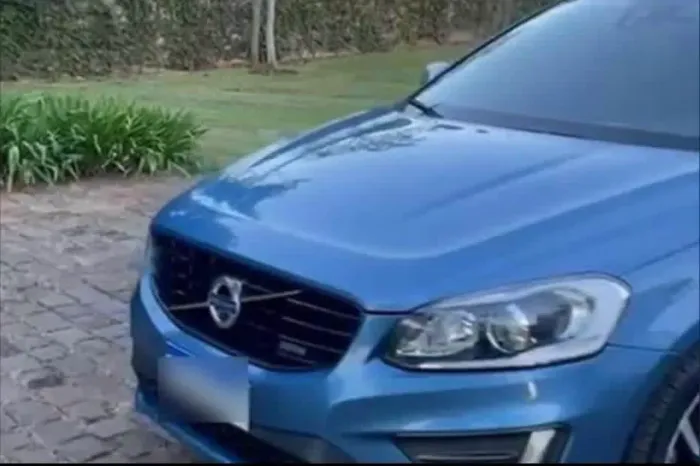 Volvo XC 60 T-5 R-design 2.0 FWD 5P 2015