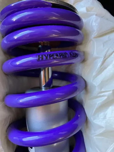 SUSPENSÃO HYPERPRO MT09 YAMAHA ( desapego )