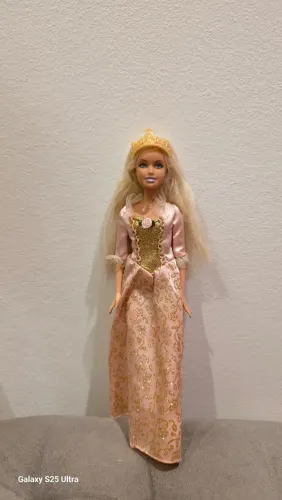Barbie Anneliese Princesa e a Plebeia Original Mattel Coroa, Sapatos e Vestido Originais