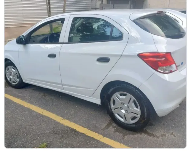 Chevrolet Onix JOY Hatch 1.0 8V Flex Mec. 4P 2018
