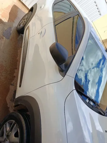Renault Kwid Intense 1.0 Flex 12V 5P Mec. 2019