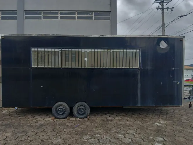 Trailer