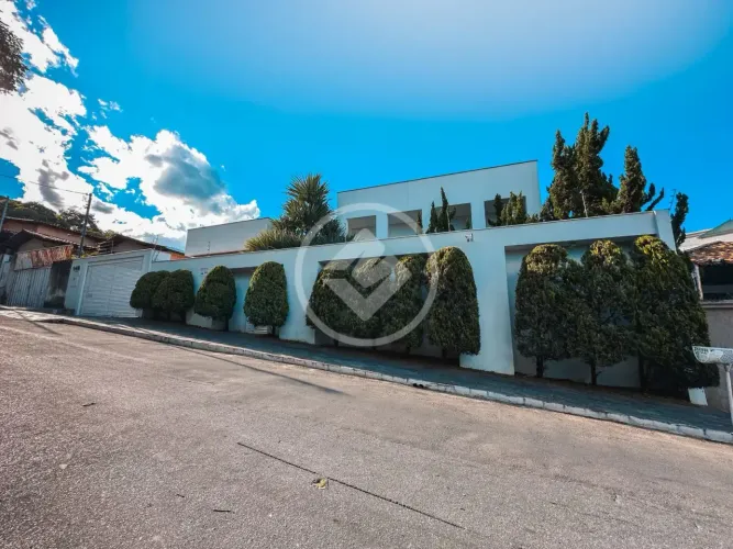 Casa 4 quartos, com piscina, porteira fechada-Pedro Leopoldo/My Broker codigo: 324466