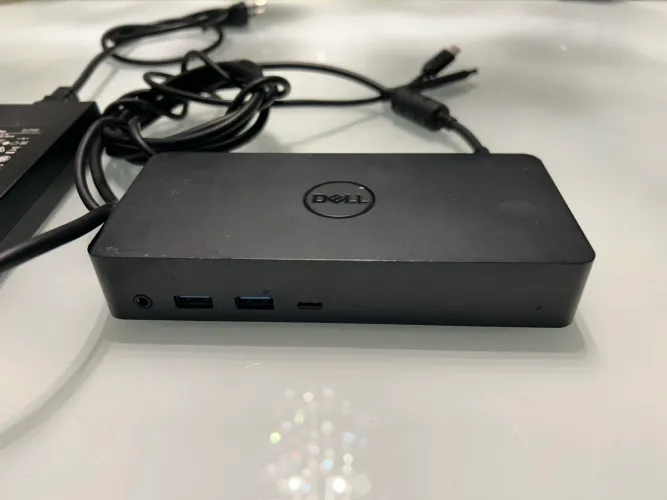 Dell Docking Station Display D6000 com PowerShare USB-C/USB-A, conecta até 3 telas 4K
