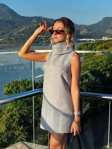 Vestido de Lã Curto