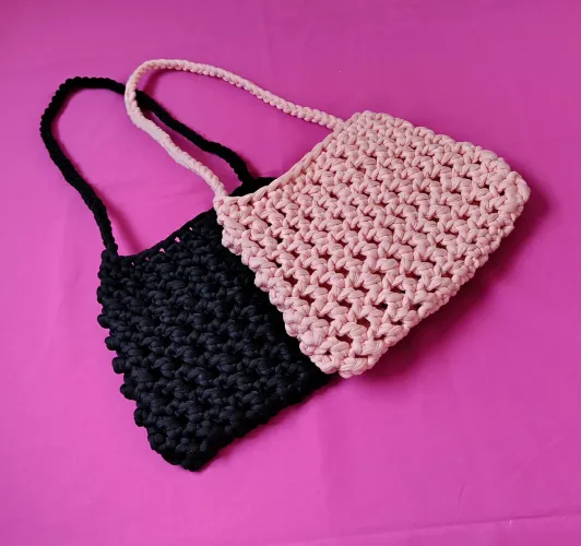 Bolsas de praia ? versão mini, em crochê ?<br>R$ 100,00 cada
