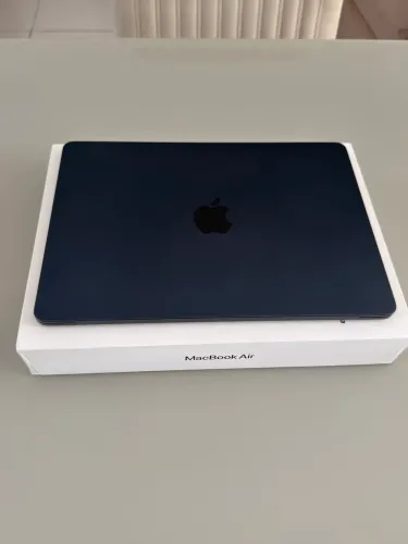 MacBook Air M4 - 256GB - 16GB RAM