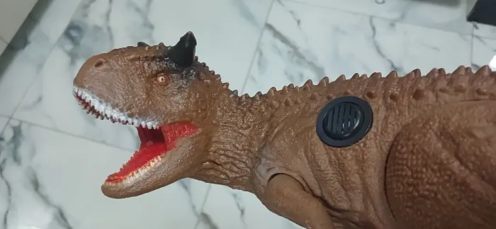 Carnotaurus Bee Toys (Original)