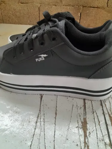 Tenis novo