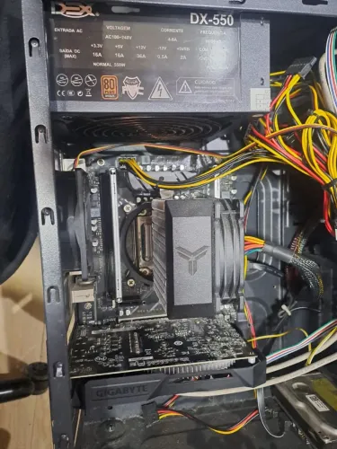 Pc montado kit xeon + rx550 2gb