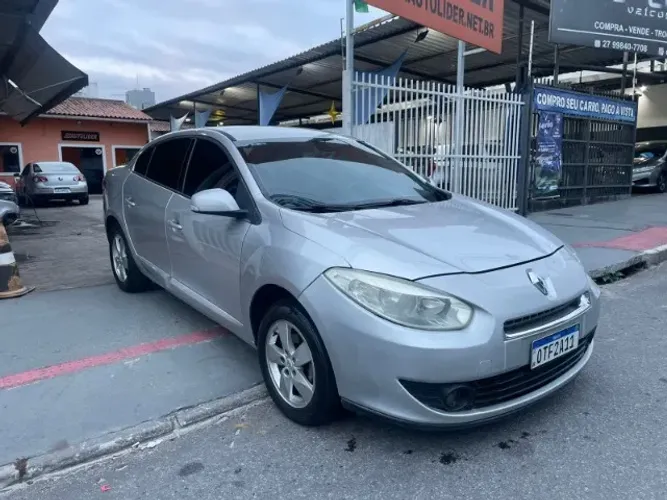 Renault Fluence Sed. Dynamique 2.0 16V Flex Aut. 2013