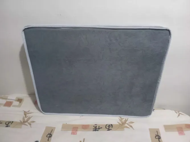 Colchonete Pet Confortwell Semi Novo .