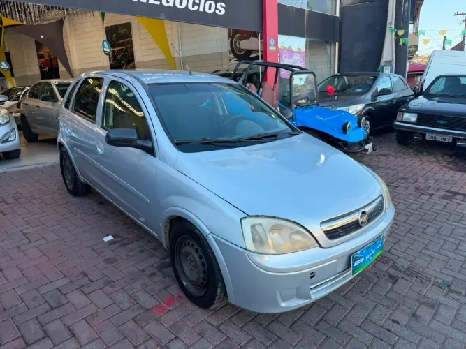 Chevrolet Corsa Hat. Maxx 1.4 8V Econoflex 5P 2011
