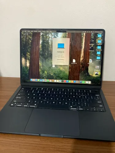 MacBook Air M2 