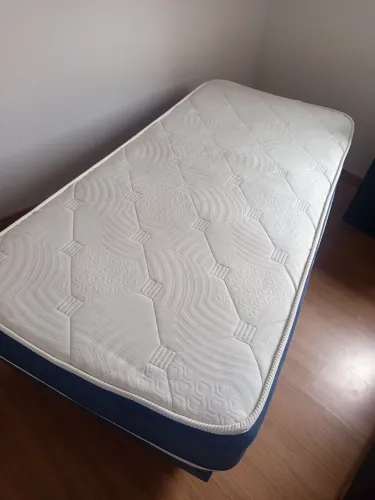 Cama de solteiro