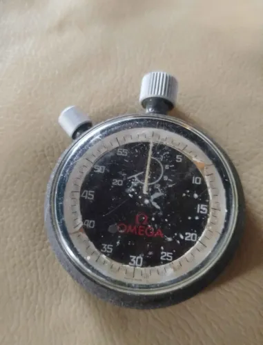 Omega vintage basketball