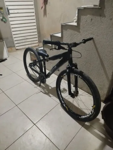 Vende-se ou troca Gios frx hi 2012. 