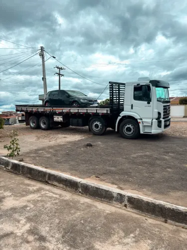 Contellation 24250 bitruck