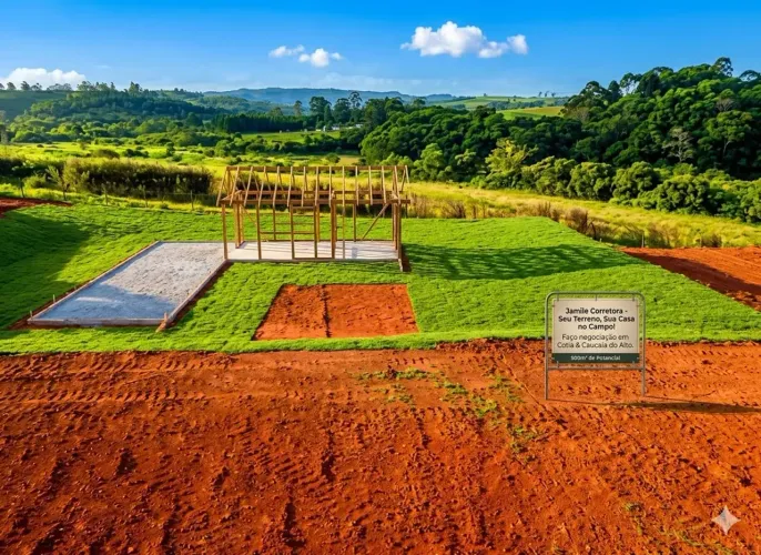 Imóvel para venda possui 500 metros quadrados em Jardim dos Pereiras (Caucaia do Alto) - C