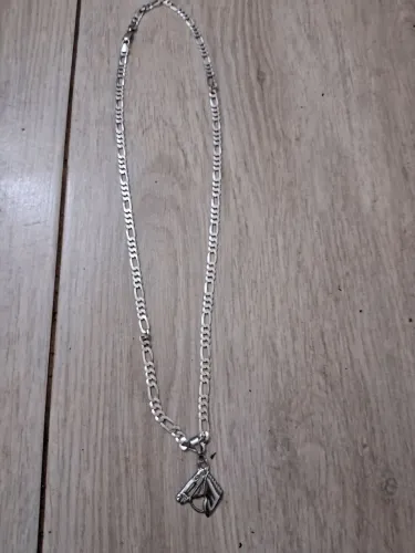 Corrente de prata deor prata 925 tem arrumar o fexo mas está fexado