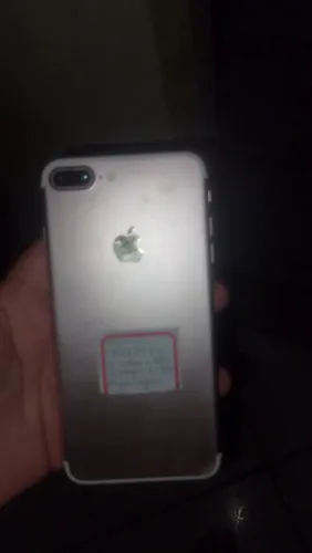 iPhone 7 plus para retirada de peças!! Vendo como "sucata" preço negociável aceito trocas