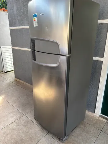 Geladeira inox Cônsul - gela muito 