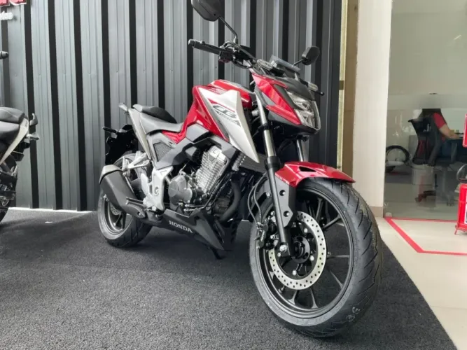 CB 300F TWISTER CBS 0KM.