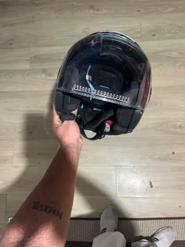 Capacete