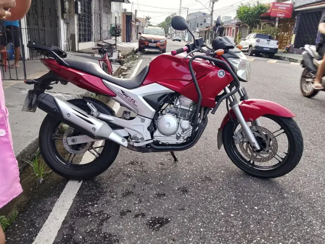 Moto Fazer 250