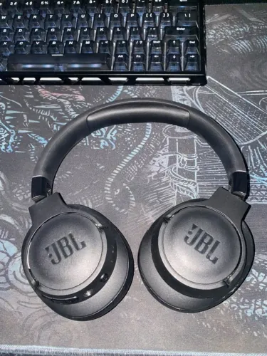 Fone de ouvido JBL tune720