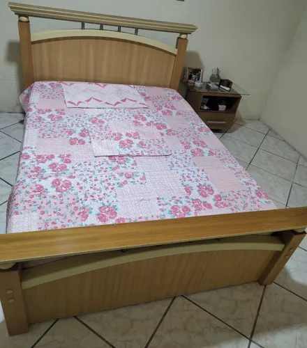 Cama casal Madeira 