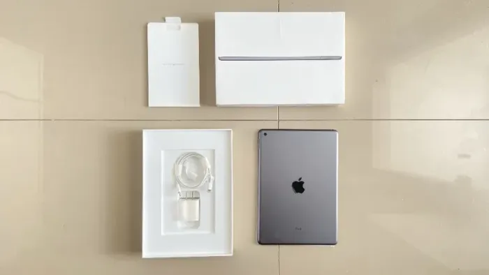 IPad de 8ª geração (32GB, Cinza Espacial)