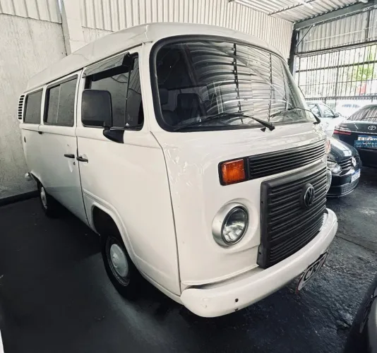 Volkswagen Kombi Standard 1.4 MI Total Flex 8V 2013