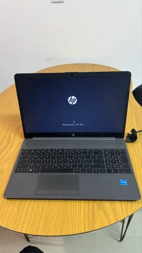 Notebook HP 256R 15.6 i3