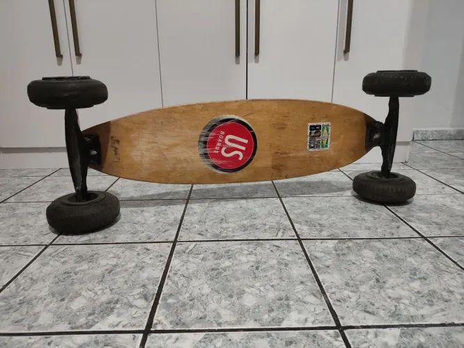 Skate carveboard 