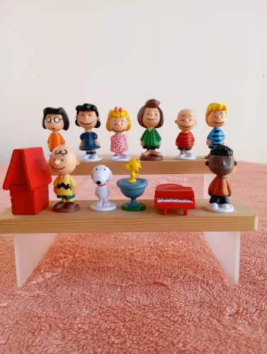 Coleção 12 miniaturas Snoopy Peanuts