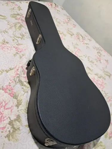 Vendo violão profissional  