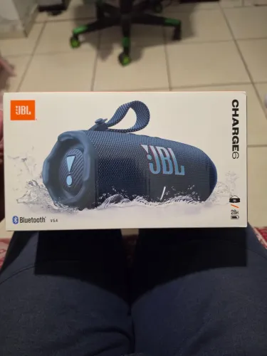 Vendo jbl charge 6 28h na caixa lacrada 