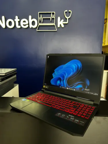 Acer nitro, Intel core i7, GTX 1650, 16GB RAM, 512GB SSD