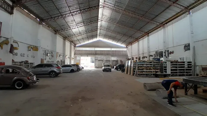 Alugo Galpão